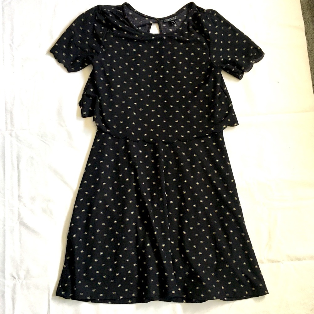 Topshop scallop overlay daisy dress size US 6
